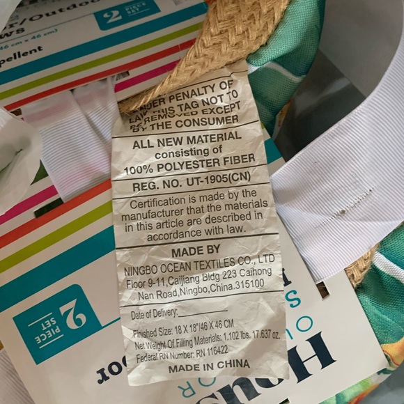 NWT- HOUSEFUL 2 PIECE SET PILLOW - Picture 11 of 11